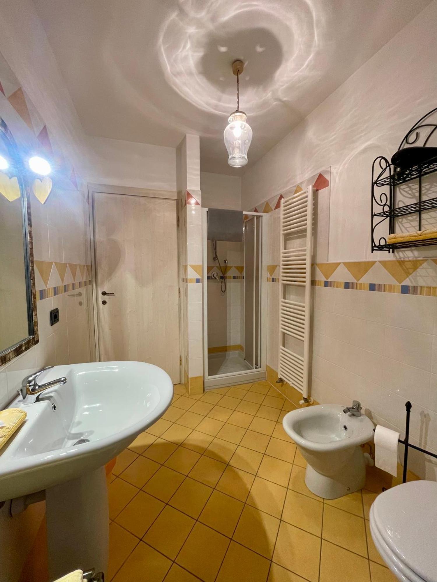B & B La Ca' Di Massuc Peveragno ภายนอก รูปภาพ